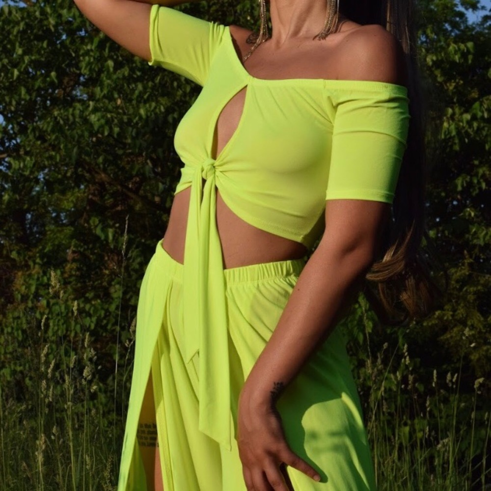 ‼️ Neon Yellow Split Leg Maxi Pants Crop Top Set - Picture 7 of 8